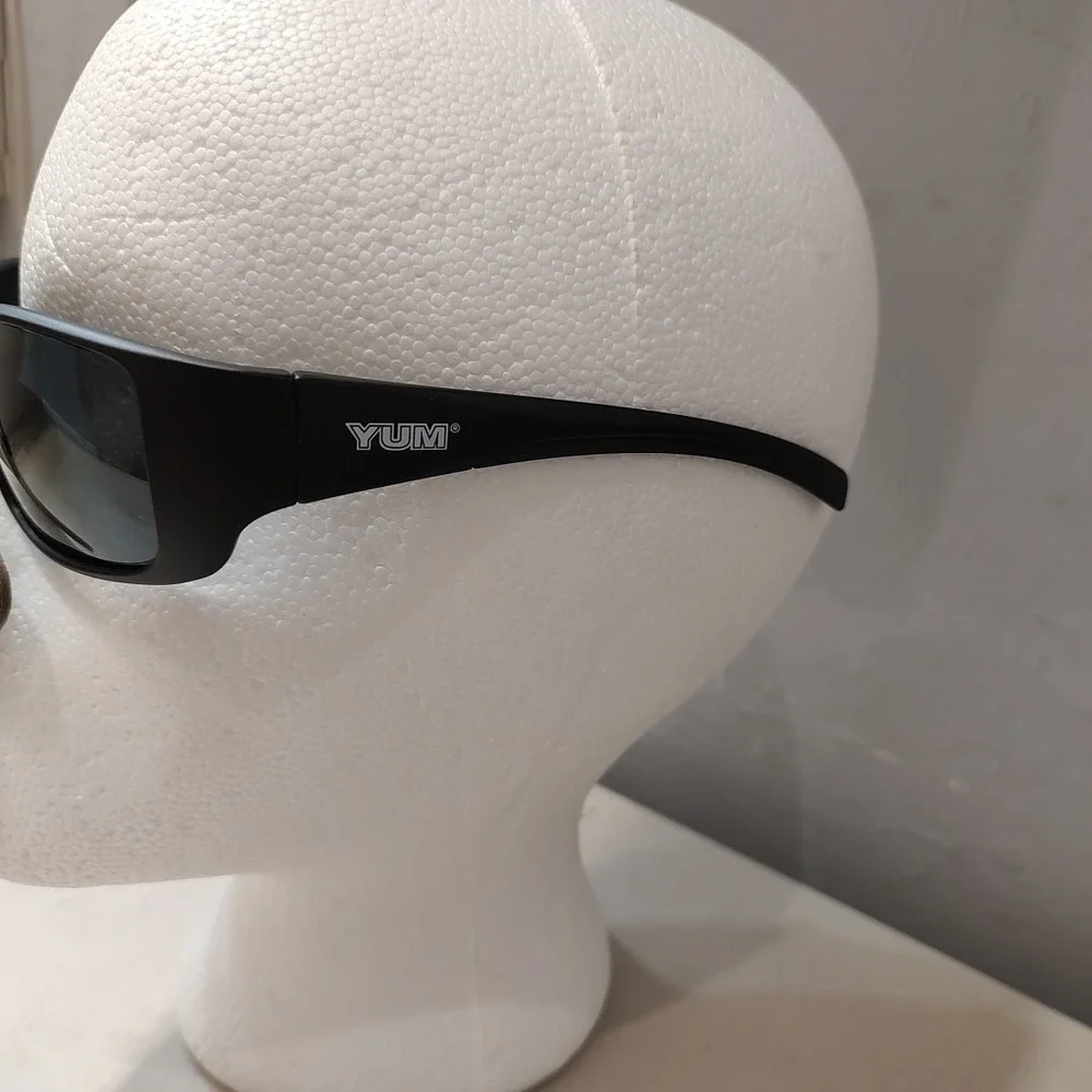 Yum Pradco Polarized UV Matte Black Fishing Sunglasses‎ Framed Black Lens